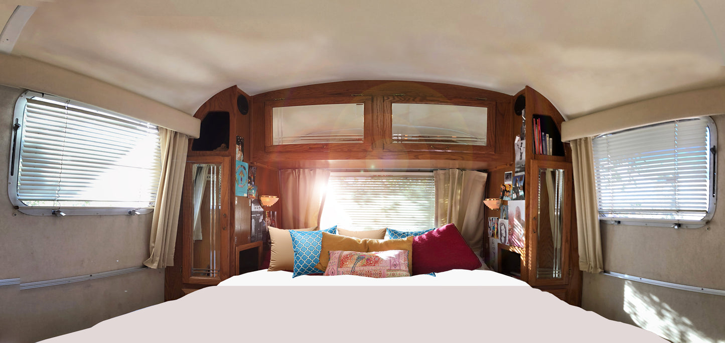 (2) Airstream Retro Classic Limited 30’, ‘98 WB, ‘95 Matching Trailers (RARE)