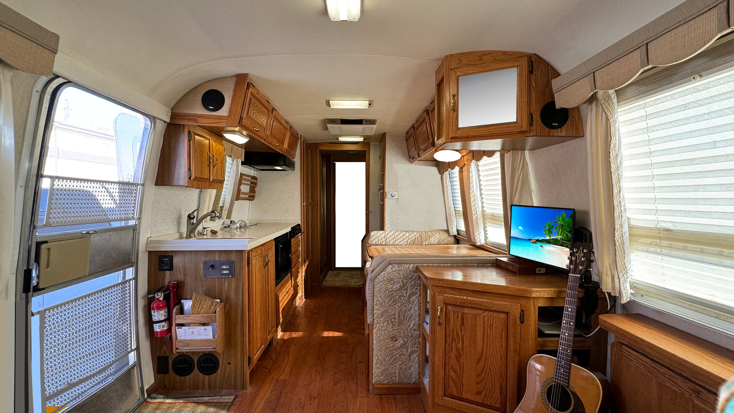 (2) Airstream Retro Classic Limited 30’, ‘98 WB, ‘95 Matching Trailers (RARE)