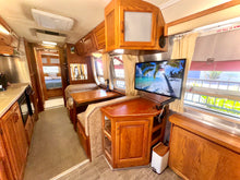 Load image into Gallery viewer, Airstream Vintage Classic Limited 30’, ‘98 WB, ‘95 Trailers