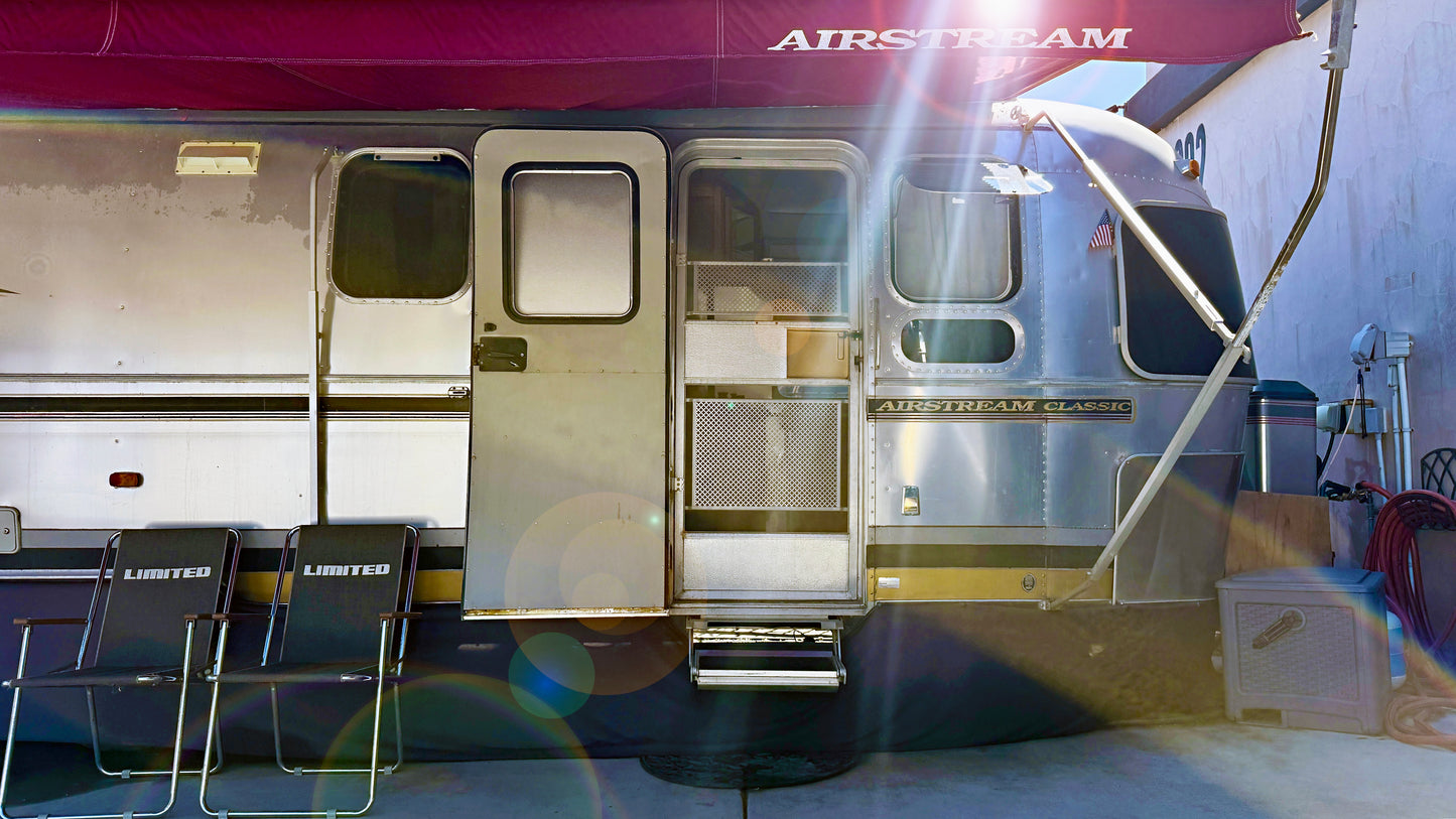 (2) Airstream Retro Classic Limited 30’, ‘98 WB, ‘95 Matching Trailers (RARE)