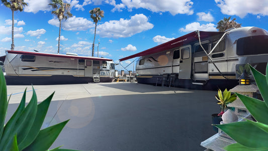 (2) Airstream Retro Classic Limited 30’, ‘98 WB, ‘95 Matching Trailers (RARE)