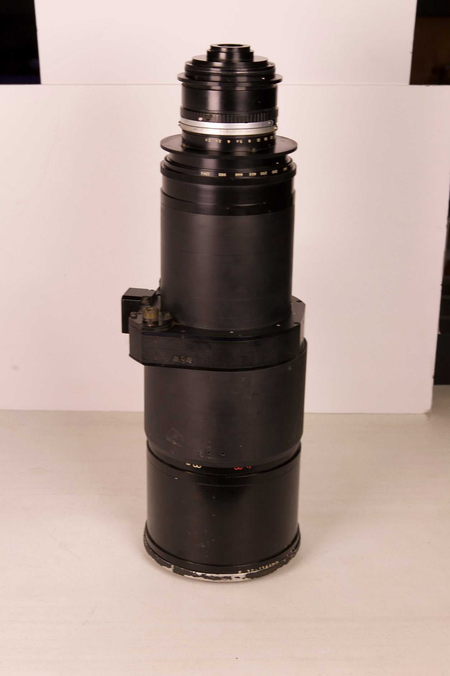 ANGENIEUX 32-1344 TYPE 42x32 E. No 1453192 1:2.3 T=1.3.1-22 LOS ANGELES 1984 FACTORY HOLY GRAIL