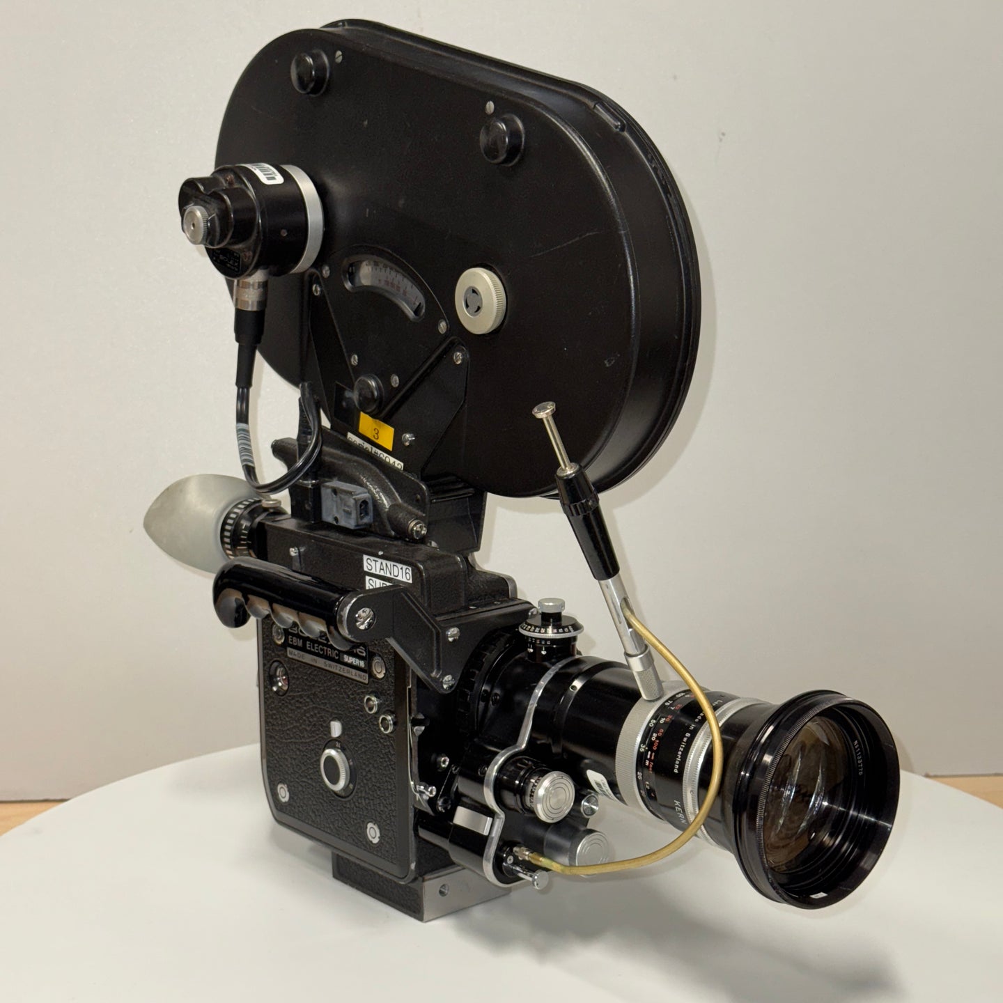 Lot 252 - A Bolex H16 Reflex 16mm Cine Camera Lot 252 - A Bolex H16 Reflex 16mm Cine Camera
