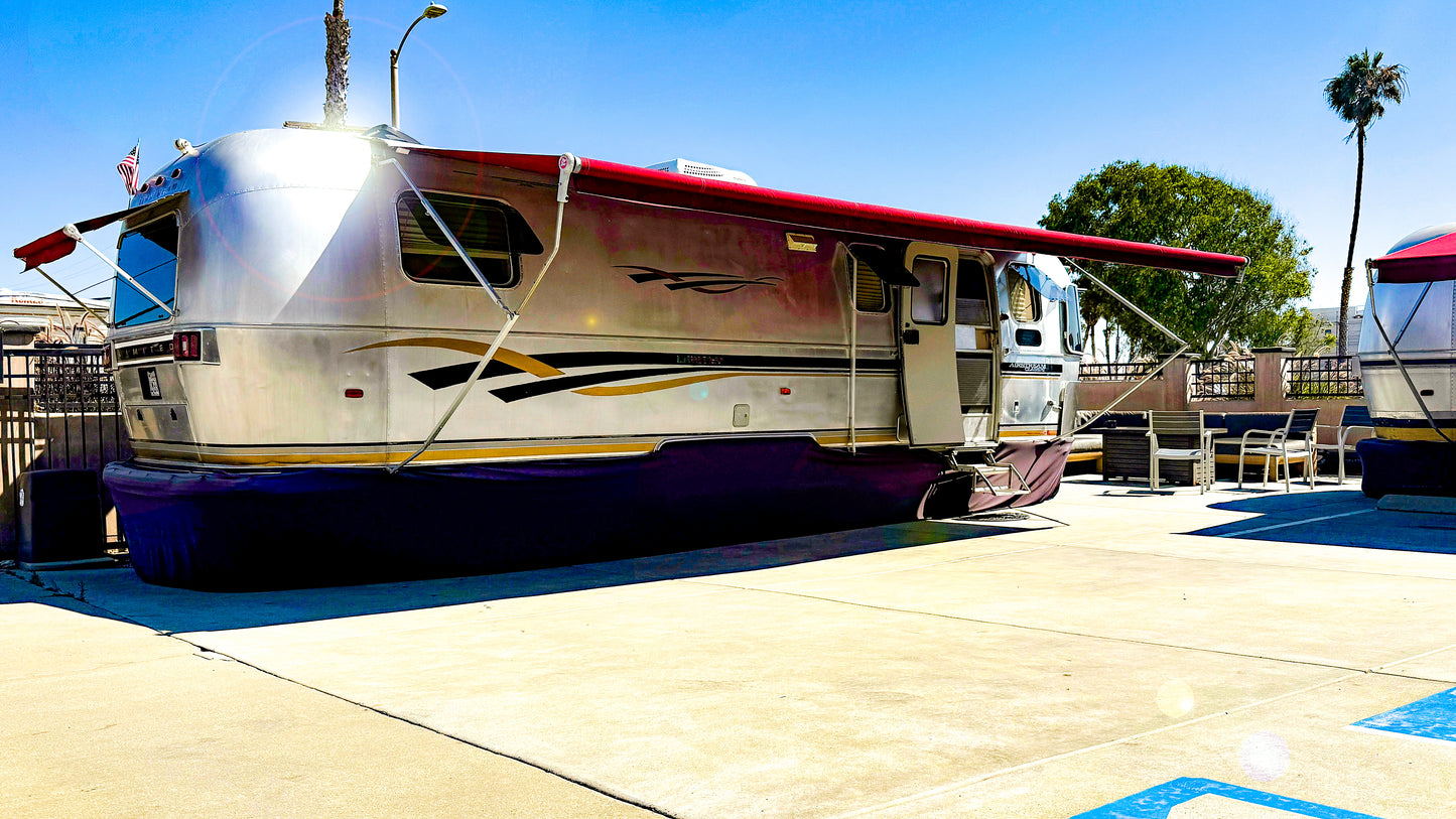 (2) Airstream Retro Classic Limited 30’, ‘98 WB, ‘95 Matching Trailers (RARE)