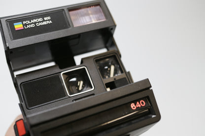 Polaroid 600 Land Camera