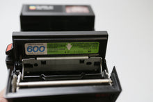 Load image into Gallery viewer, Polaroid 600 Land Camera