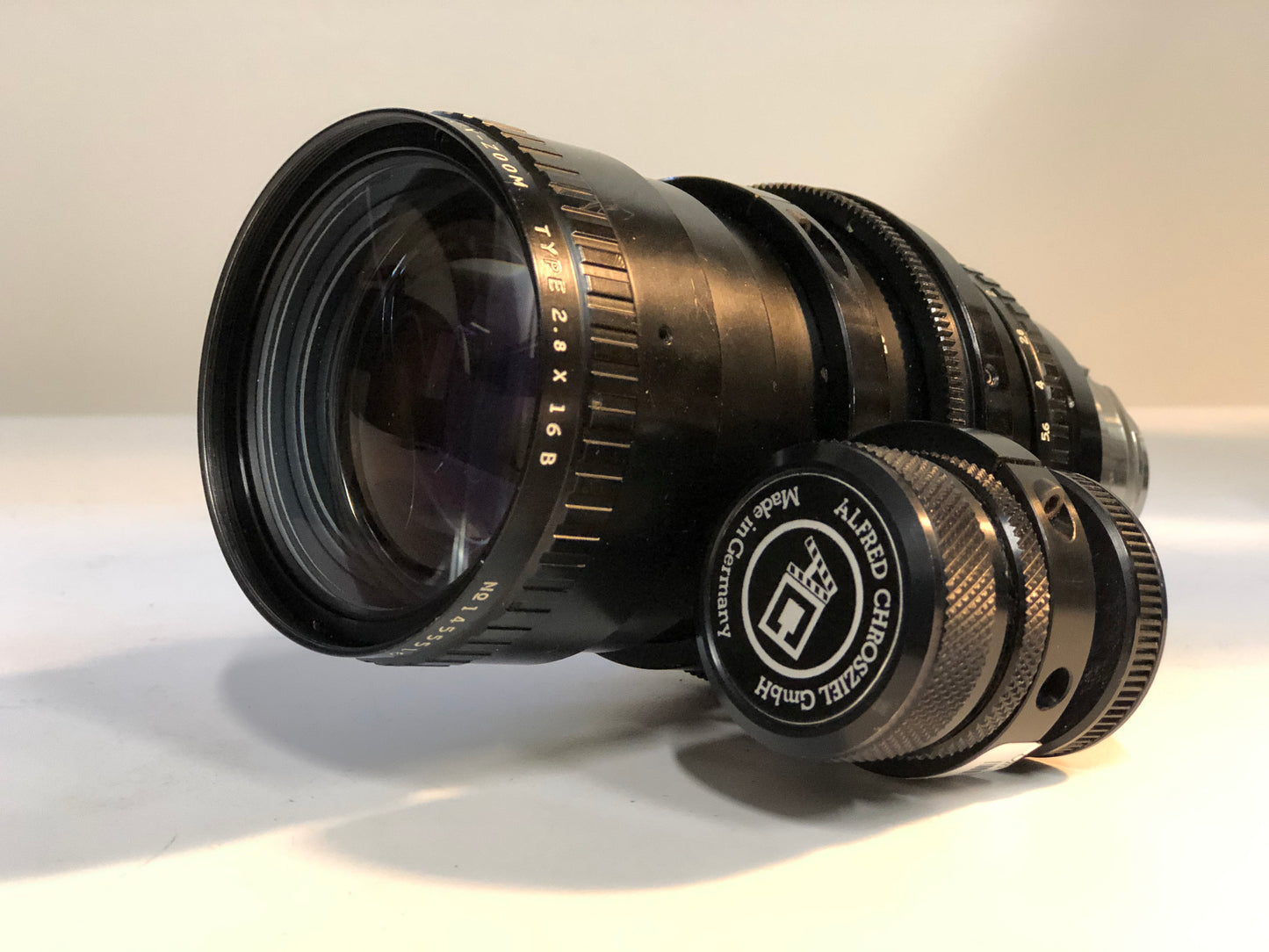 ANGENIEUX 16-44 f0.95 S16 ARRI S/B MOUNT BAYONET cf/5’ft RARE EX++ (w/ Zoom Motor Control)