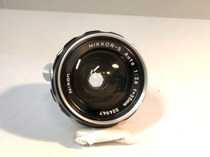 NIKON NIKKOR-S AUTO 35mm F2.8 cf/1’ #4947