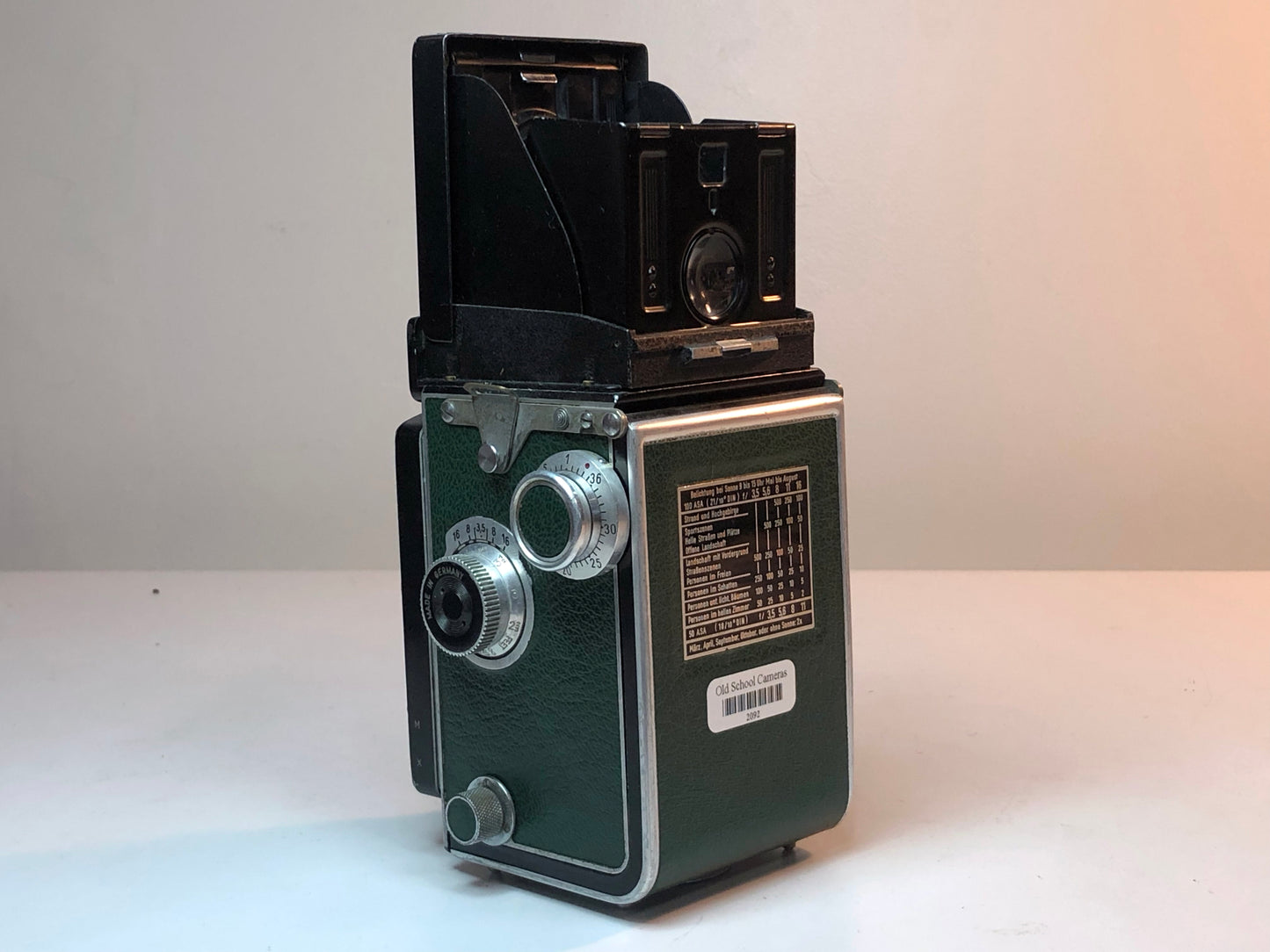 ROLLEIFLEX - SYNCHRO COMPUR ZEISS-OPTON 75mm f3.5 MEDIUM *CUSTOM GREEN LEATHER