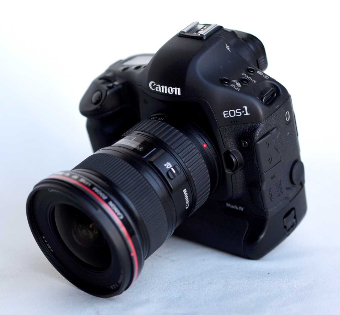 CANON 1DC 4K w/ LOW SHUTTER COUNT -25k !!